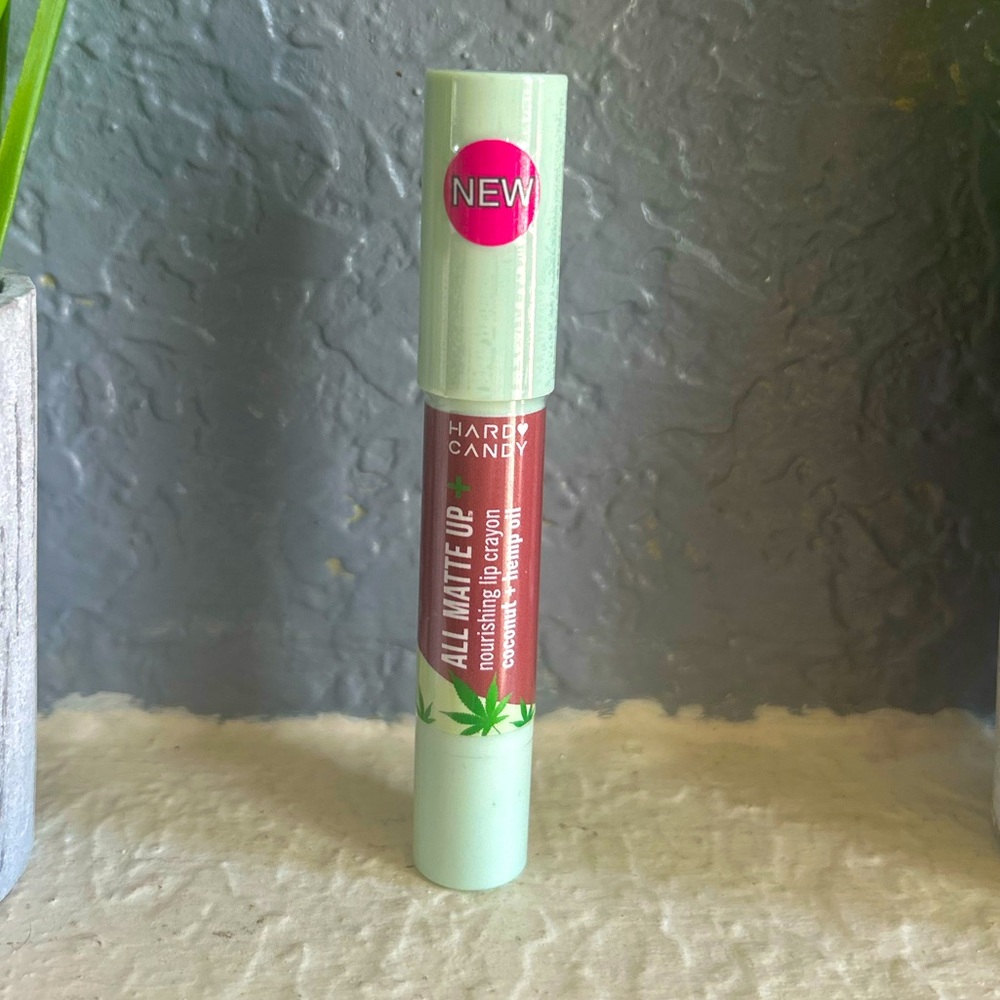 Hard Candy All Matte Up Lip Crayon - Rich Brown